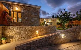 Cavos Luxury Apartments